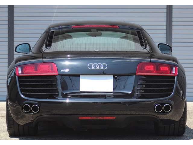 アウディ Ｒ８ ４．２ ＦＳＩ クワトロ ４ＷＤ H20年 (東海) 99