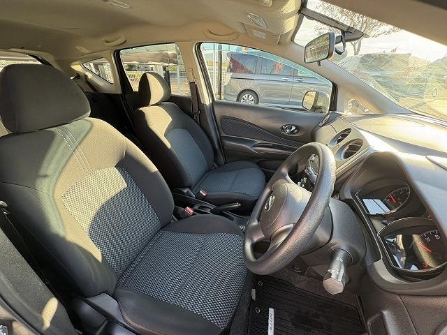 日産 ノート １．２ Ｘ H25年 (近畿) 99
