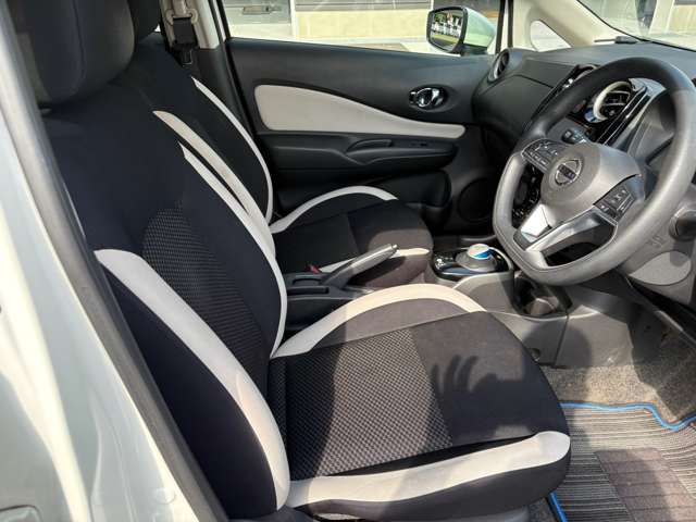 日産 ノート １．２ Ｅ－ＰＯＷＥＲ Ｘ H30年 (関東) 99