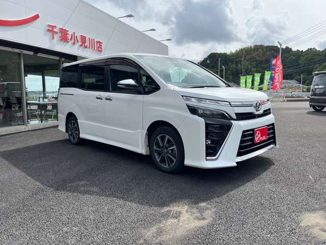 トヨタ ヴォクシー ２．０ ＺＳ 煌ＩＩ R2年 (関東) 99