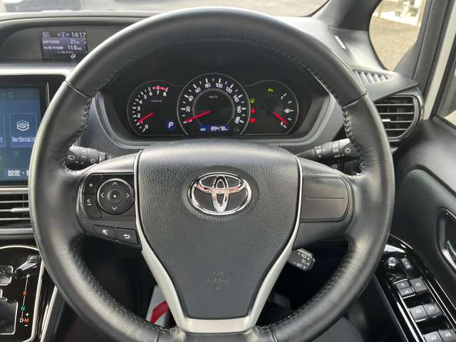 トヨタ ヴォクシー ２．０ ＺＳ 煌ＩＩ R2年 (関東) 99