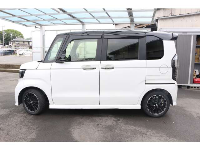 ホンダ Ｎ　ＢＯＸ カスタム ６６０ Ｌ ターボ R5年 (中国) 99