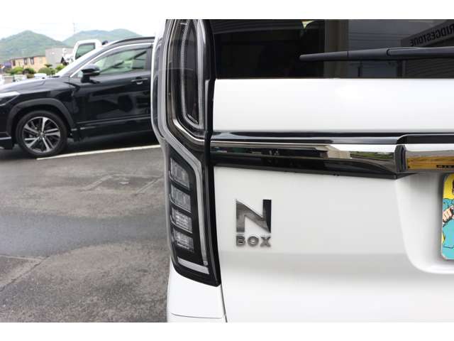 ホンダ Ｎ　ＢＯＸ カスタム ６６０ Ｌ ターボ R5年 (中国) 99