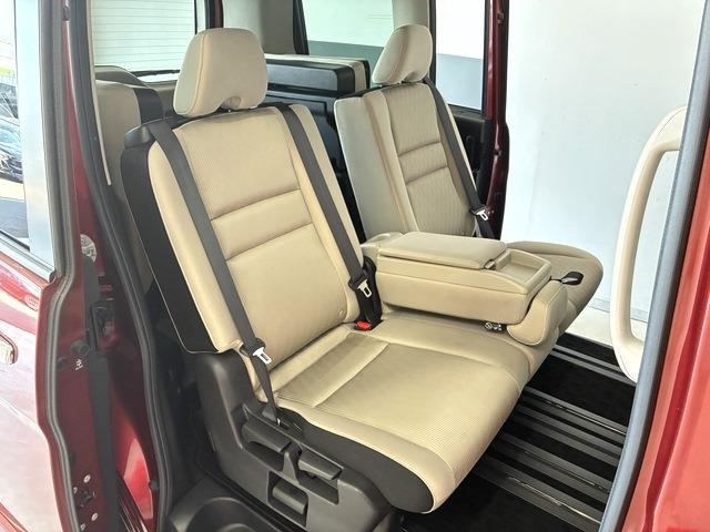 日産 セレナ ２．０ ハイウェイスターＧ H28年 (中国) 99