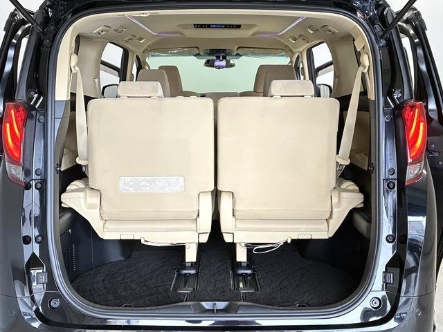トヨタ アルファード　ハイブリッド ハイブリッド ２．５ Ｘ Ｅ－ＦＯＵＲ ４ＷＤ H30年 (中国) 99