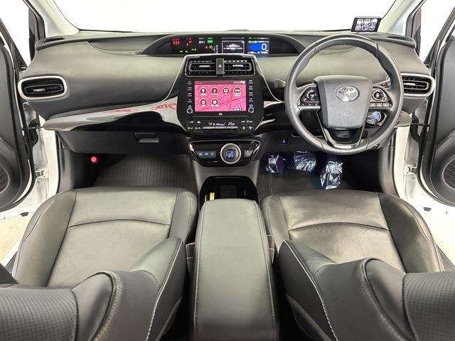 トヨタ プリウスＰＨＶ １．８ Ａ プレミアム R4年 (中国) 99