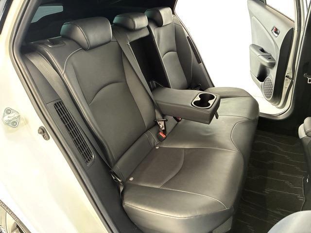 トヨタ プリウスＰＨＶ １．８ Ａ プレミアム R4年 (中国) 99
