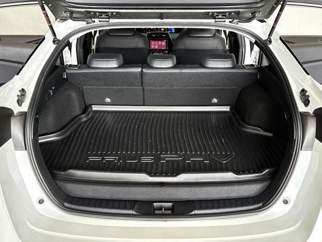 トヨタ プリウスＰＨＶ １．８ Ａ プレミアム R4年 (中国) 99
