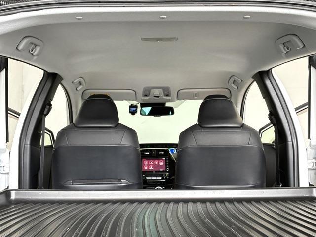 トヨタ プリウスＰＨＶ １．８ Ａ プレミアム R4年 (中国) 99