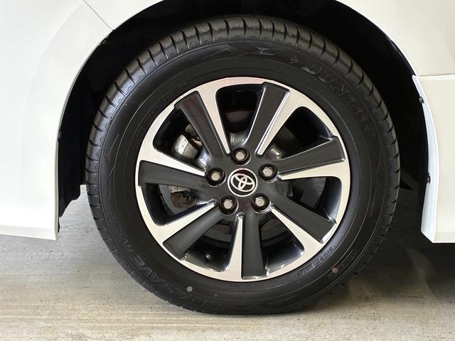 トヨタ ヴォクシー ２．０ ＺＳ 煌ＩＩ R1年 (中国) 99