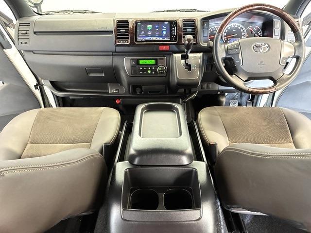 トヨタ ハイエースバン ２．０ スーパーＧＬ ５０ＴＨ アニバーサリー リミテッド ロングボディ R1年 (中国) 99