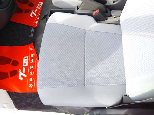 ダイハツ ハイゼットバン ６６０ Ｇ ４ＷＤ H26年 (中国) 99