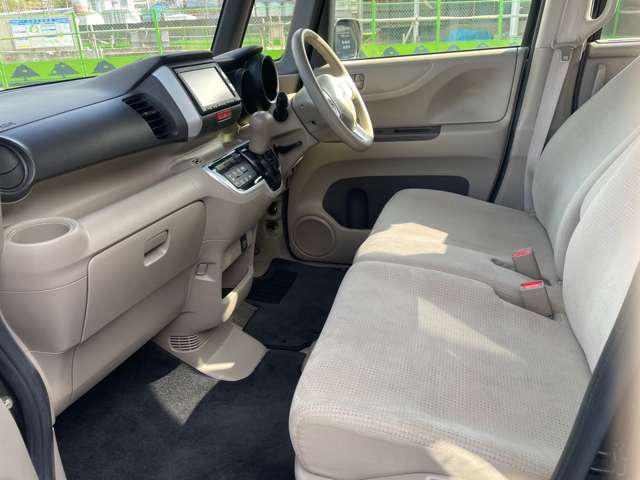 ホンダ Ｎ　ＢＯＸ ６６０ Ｇ Ｌパッケージ H27年 (中国) 99
