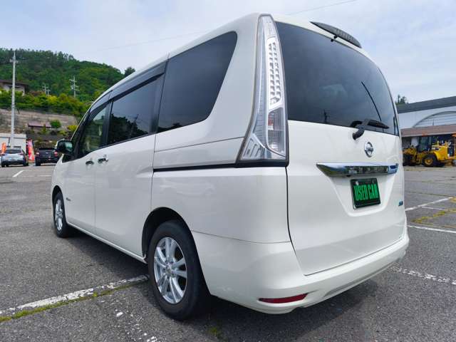 日産 セレナ ２．０ ２０Ｘ Ｓ－ＨＹＢＲＩＤ H26年 () 99