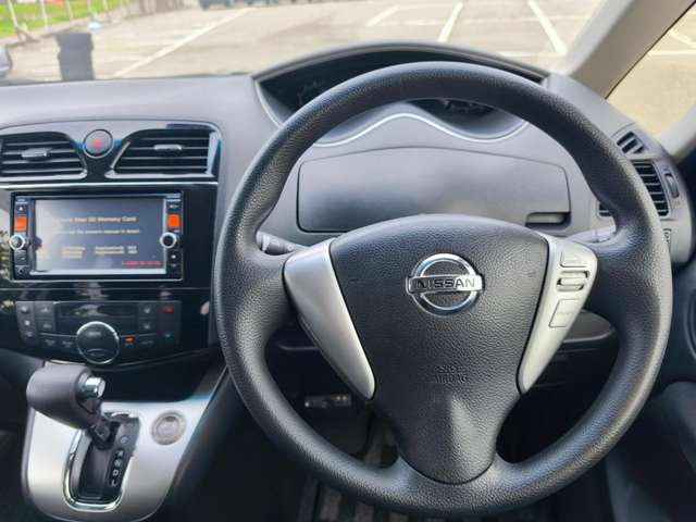 日産 セレナ ２．０ ２０Ｘ Ｓ－ＨＹＢＲＩＤ H26年 () 99