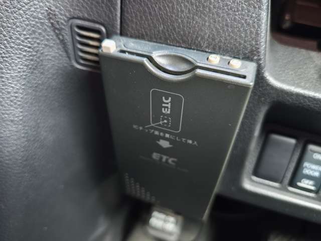 日産 セレナ ２．０ ２０Ｘ Ｓ－ＨＹＢＲＩＤ H26年 () 99