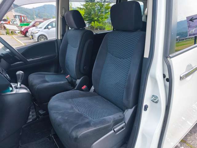 日産 セレナ ２．０ ２０Ｘ Ｓ－ＨＹＢＲＩＤ H26年 () 99