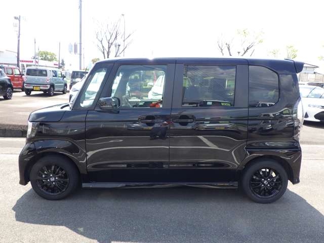ホンダ Ｎ　ＢＯＸ カスタム ６６０ Ｌ スタイルプラス ブラック R5年 (九州・沖縄) 99