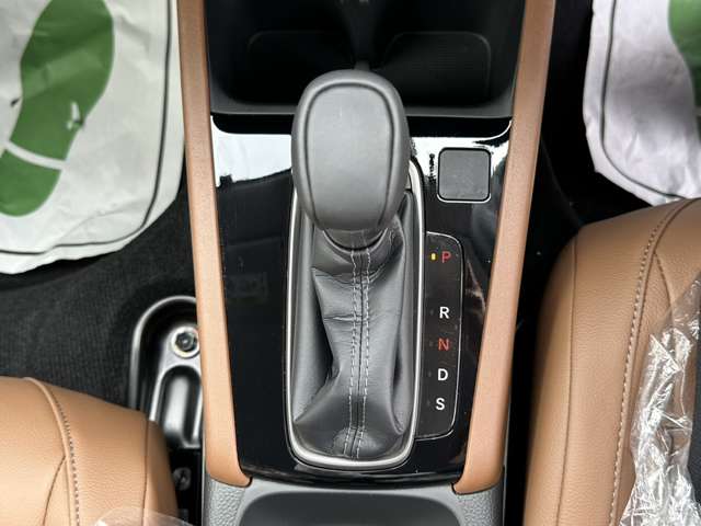 ホンダ ＷＲ−Ｖ １．５ Ｚ R8年 (関東) 99
