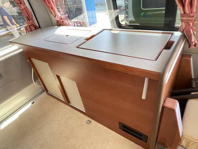 トヨタ ハイエースバン ナッツＲＶ H22年 (関東) 99