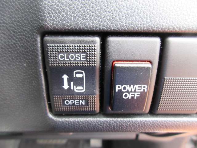 日産 ラフェスタ ２．０ Ｇ H29年 (関東) 99