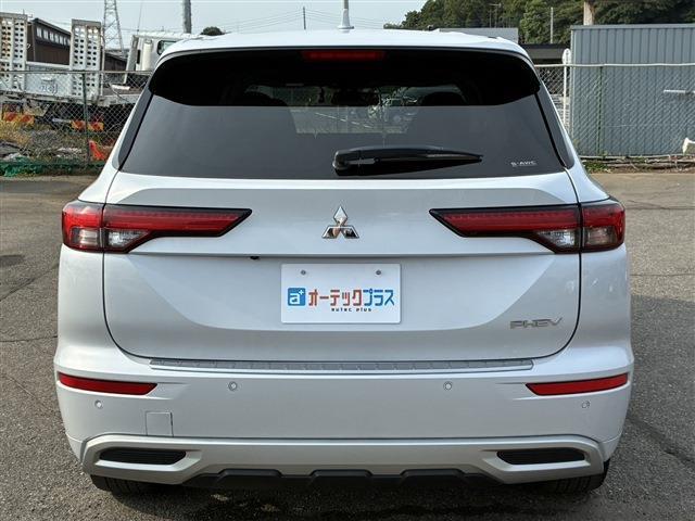 三菱 アウトランダーＰＨＥＶ ＰＨＥＶ ２．４ Ｇ ４ＷＤ R4年 (関東) 99