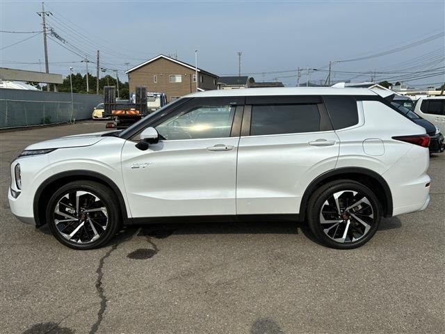 三菱 アウトランダーＰＨＥＶ ＰＨＥＶ ２．４ Ｇ ４ＷＤ R4年 (関東) 99