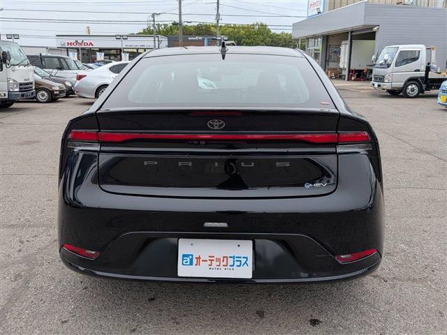 トヨタ プリウス ２．０ Ｚ Ｅ－ＦＯＵＲ ４ＷＤ R5年 (関東) 99