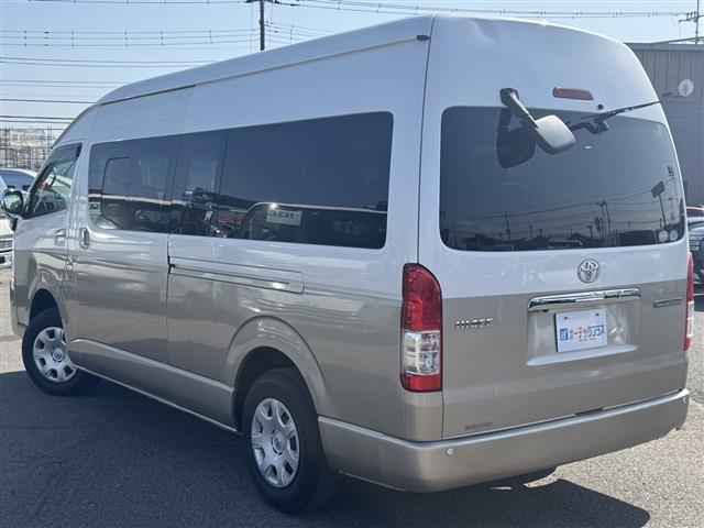 トヨタ ハイエースワゴン ２．７ グランドキャビン ４ＷＤ H27年 (関東) 99