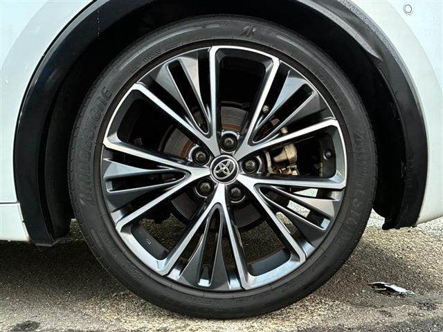 トヨタ プリウス ２．０ Ｚ Ｅ－ＦＯＵＲ ４ＷＤ R5年 (関東) 99