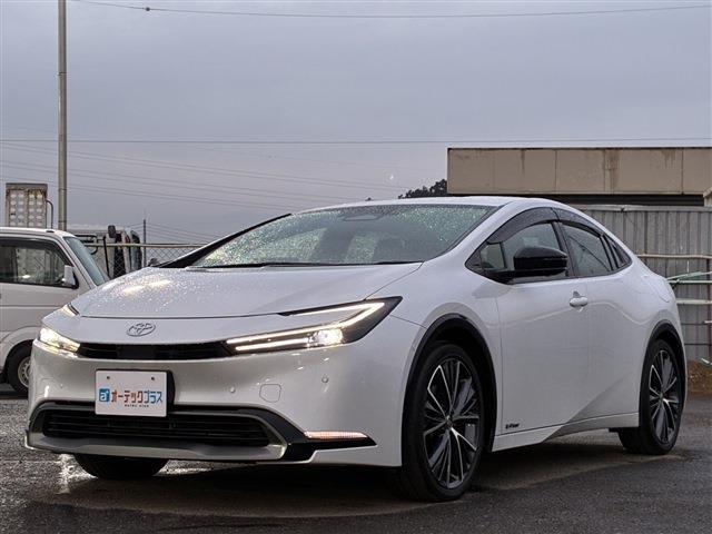 トヨタ プリウス ２．０ Ｚ Ｅ－ＦＯＵＲ ４ＷＤ R5年 (関東) 99