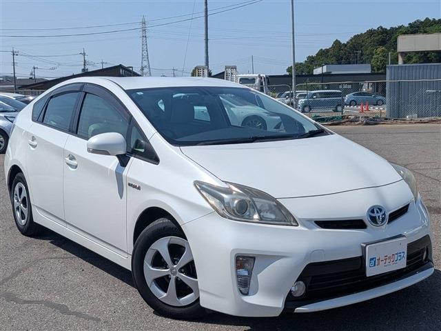 トヨタ プリウス １．８ Ｇ H25年 (関東) 99
