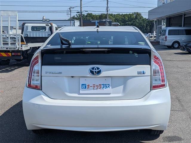 トヨタ プリウス １．８ Ｇ H25年 (関東) 99