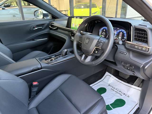トヨタ クラウン　クロスオーバー　ハイブリッド ２．５ Ｇ アドバンスト レザー パッケージ Ｅ－ＦＯＵＲ ４ＷＤ R5年 (関東) 99