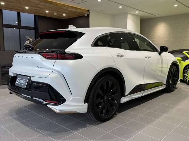 トヨタ クラウン　スポーツ　ハイブリッド ２．５ Ｚ Ｅ－ＦＯＵＲ ４ＷＤ R6年 (関東) 99