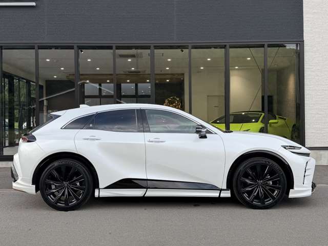 トヨタ クラウン　スポーツ　ハイブリッド ２．５ Ｚ Ｅ－ＦＯＵＲ ４ＷＤ R6年 (関東) 99