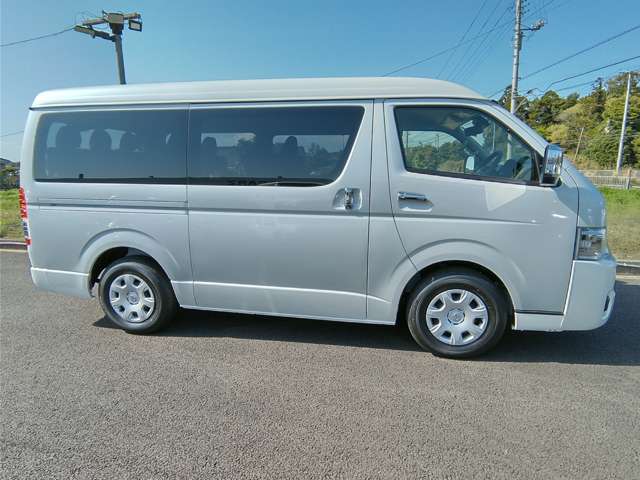トヨタ ハイエースワゴン ２．７ ＧＬ ロング ファインテックツアラー R7年 (関東) 99