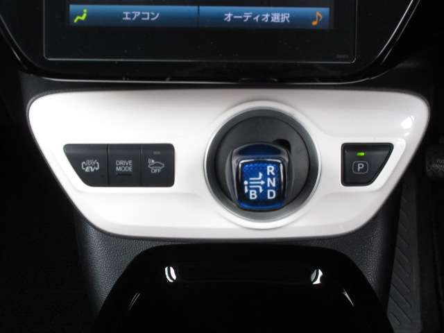 トヨタ プリウスＰＨＶ １．８ Ａ H29年 (関東) 99