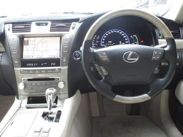 レクサス ＬＳハイブリッド ６００Ｈ バージョンＳ Ｉパッケージ ４ＷＤ H23年 (関東) 99