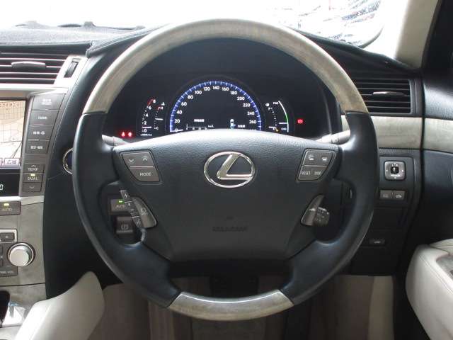 レクサス ＬＳハイブリッド ６００Ｈ バージョンＳ Ｉパッケージ ４ＷＤ H23年 (関東) 99