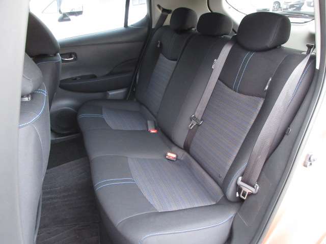 日産 リーフ Ｘ　Ｖセレクション R4年 (関東) 99