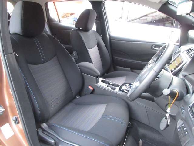 日産 リーフ Ｘ　Ｖセレクション R4年 (関東) 99