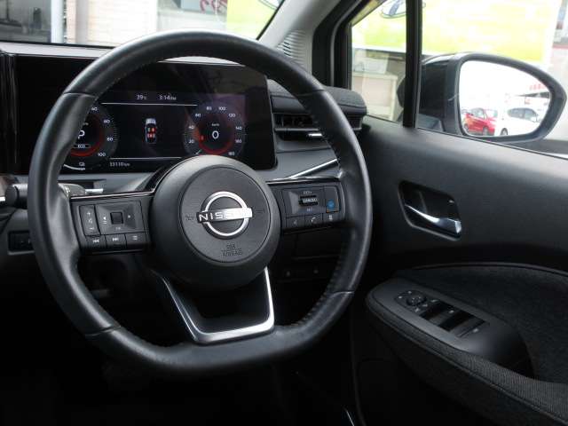 日産 ノートオーラ １．２ Ｇ ＦＯＵＲ レザーエディション ４ＷＤ R4年 (関東) 99