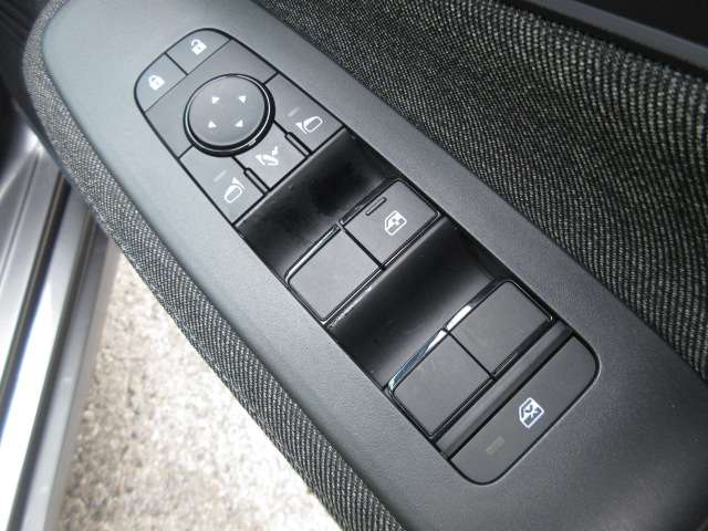 日産 ノートオーラ １．２ Ｇ R7年 (関東) 99