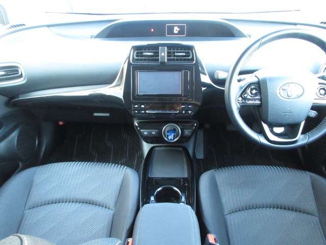 トヨタ プリウスＰＨＶ １．８ Ｓ セーフティパッケージ R3年 (関東) 99