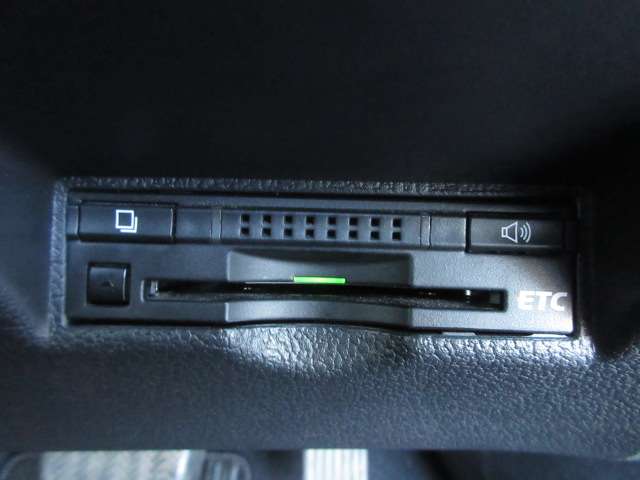 トヨタ プリウスＰＨＶ １．８ Ｓ セーフティパッケージ R3年 (関東) 99