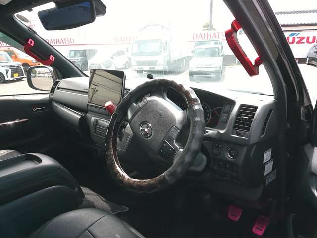 トヨタ ハイエースバン ２．８ スーパーＧＬ ５０ＴＨ アニバーサリー リミテッド ロングボディ ディーゼルターボ ４ＷＤ R1年 (関東) 99