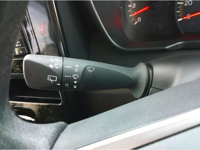 トヨタ ルーミー １．０ Ｇ R5年 (関東) 99