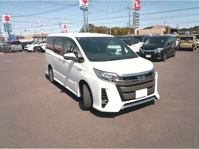 トヨタ ノア １．８ ハイブリッド ＳＩ ＷＸＢＩＩ R2年 (関東) 99
