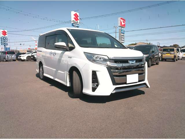 トヨタ ノア １．８ ハイブリッド ＳＩ ＷＸＢＩＩ R2年 (関東) 99